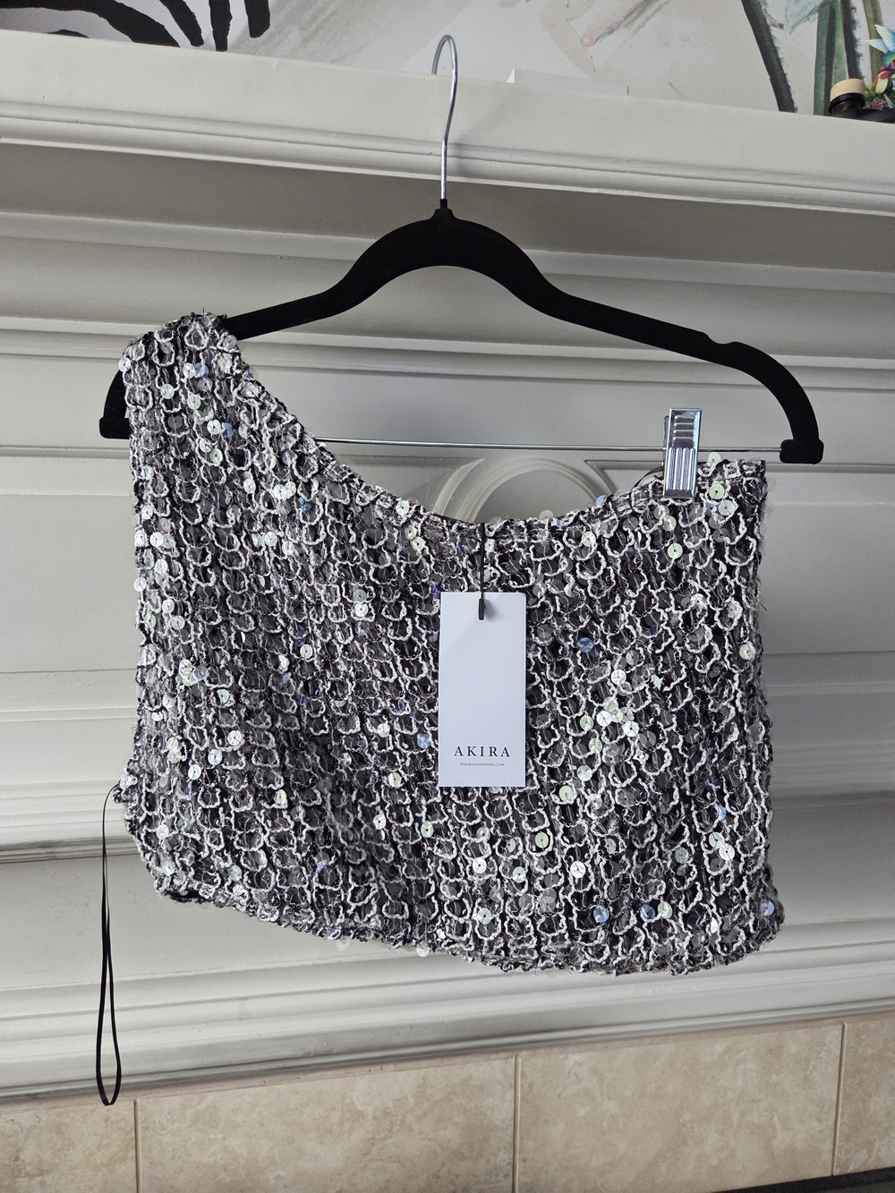 AKIRA Silver Sequin Party One Shoulder Top Size S/M NWT